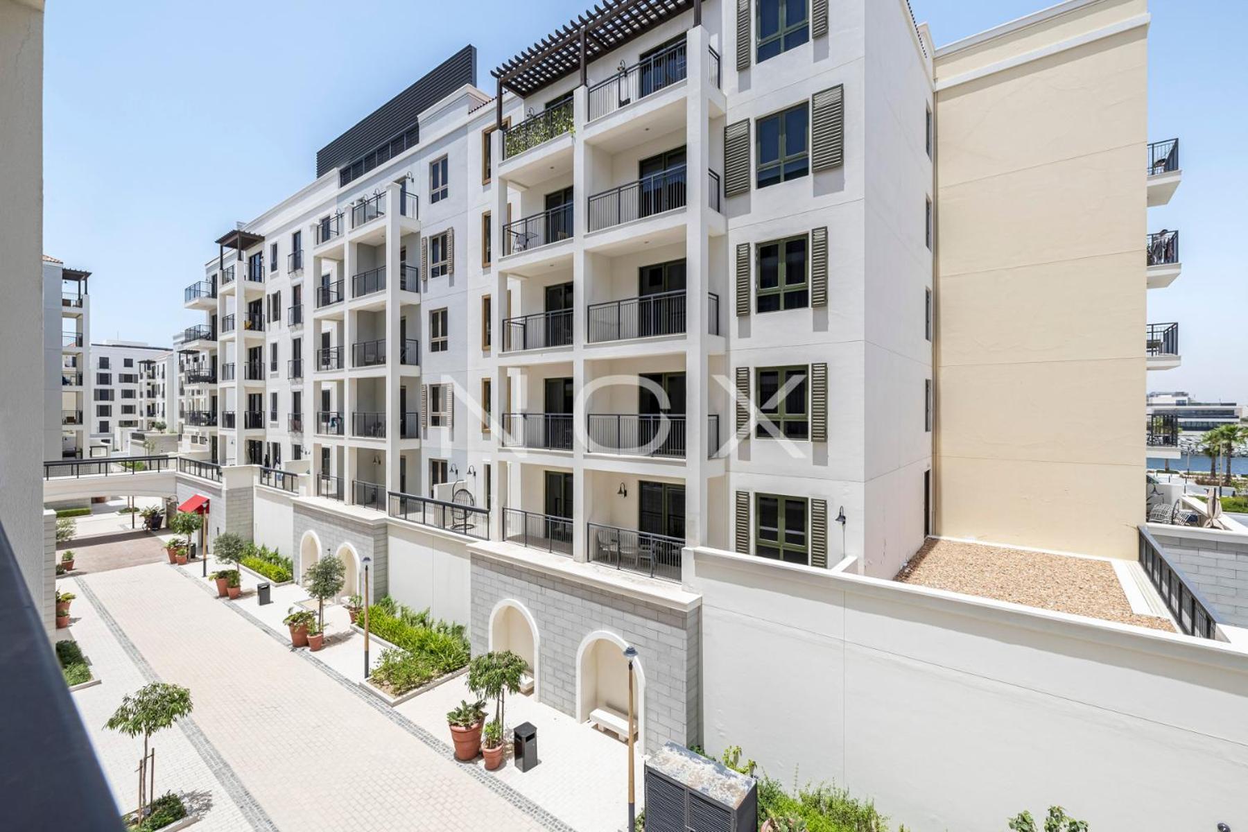 Apartment Stunning 2 Beds La Rive B2 Port Dela