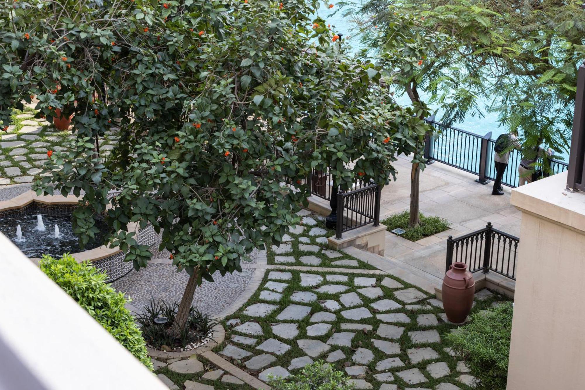 Apartment Old Town Luxury: 1-br With Large Terrace & Burj Khalifa View