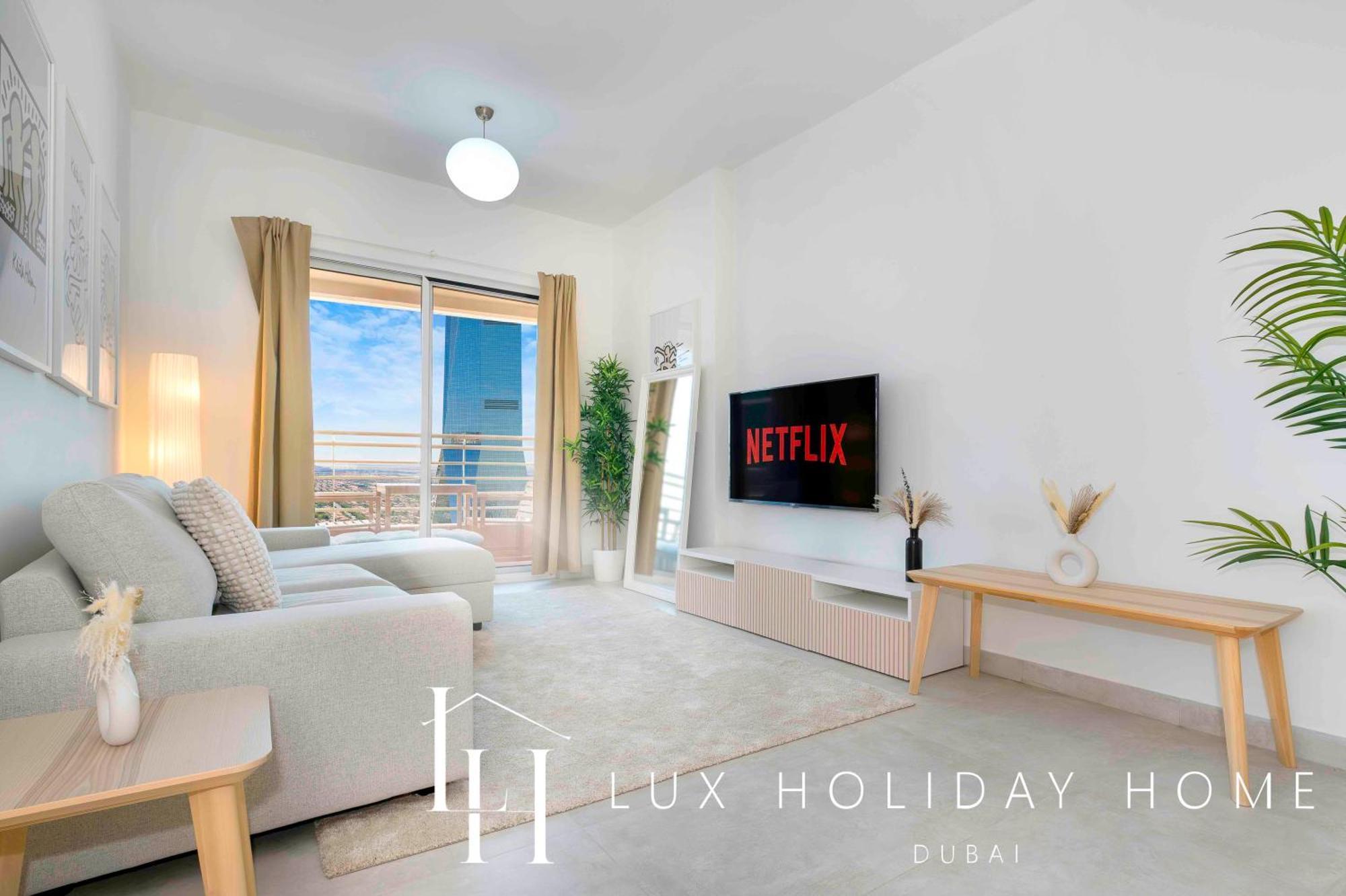 Lux The Icon Tower Jlt Apartment