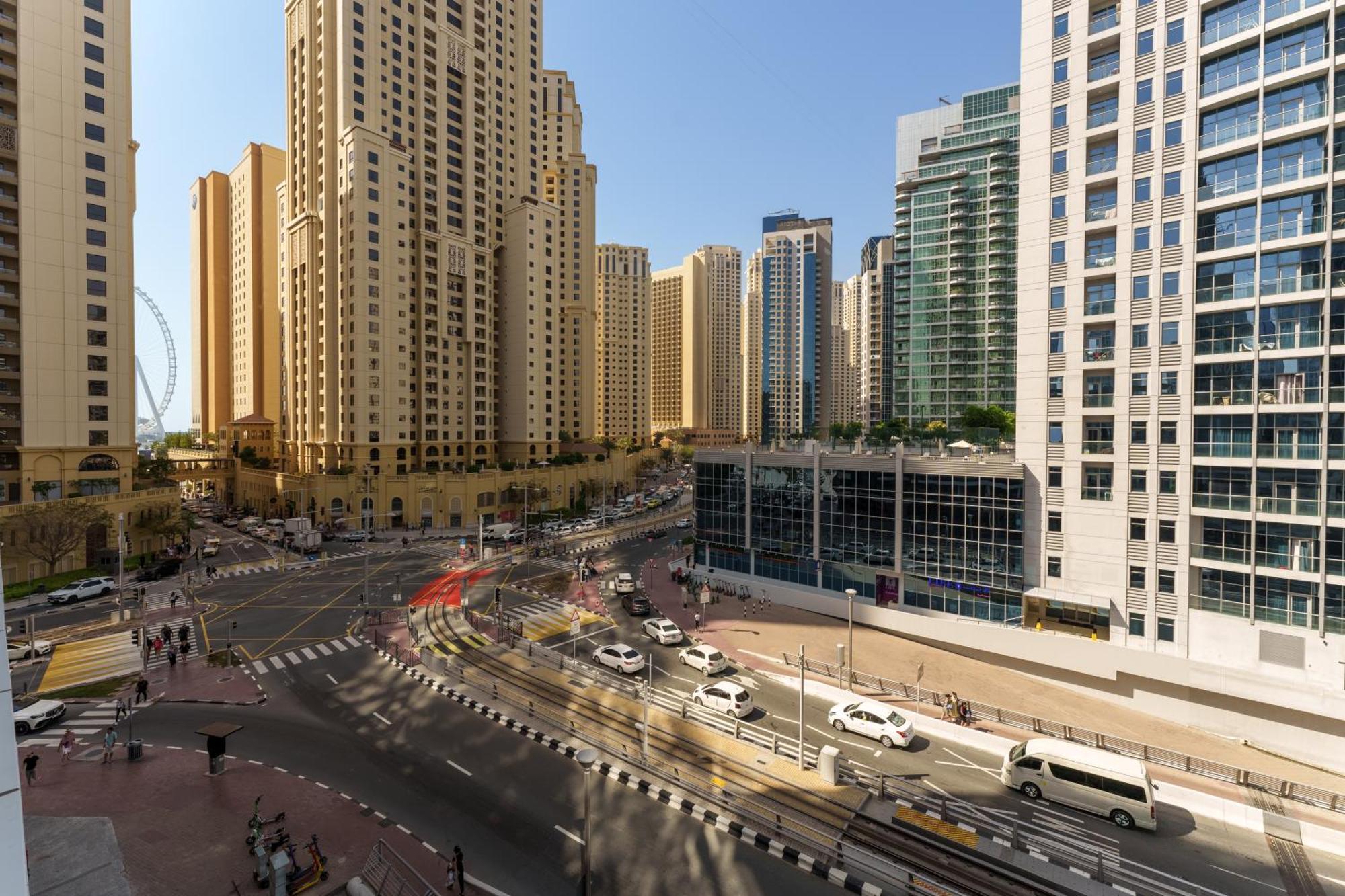 Elegant In Sparkle Tower By Suiteable Apartment *