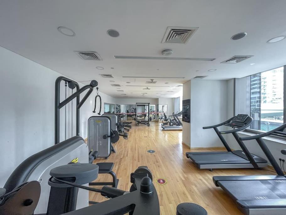 Elegant In Sparkle Tower By Suiteable Apartment Dubai