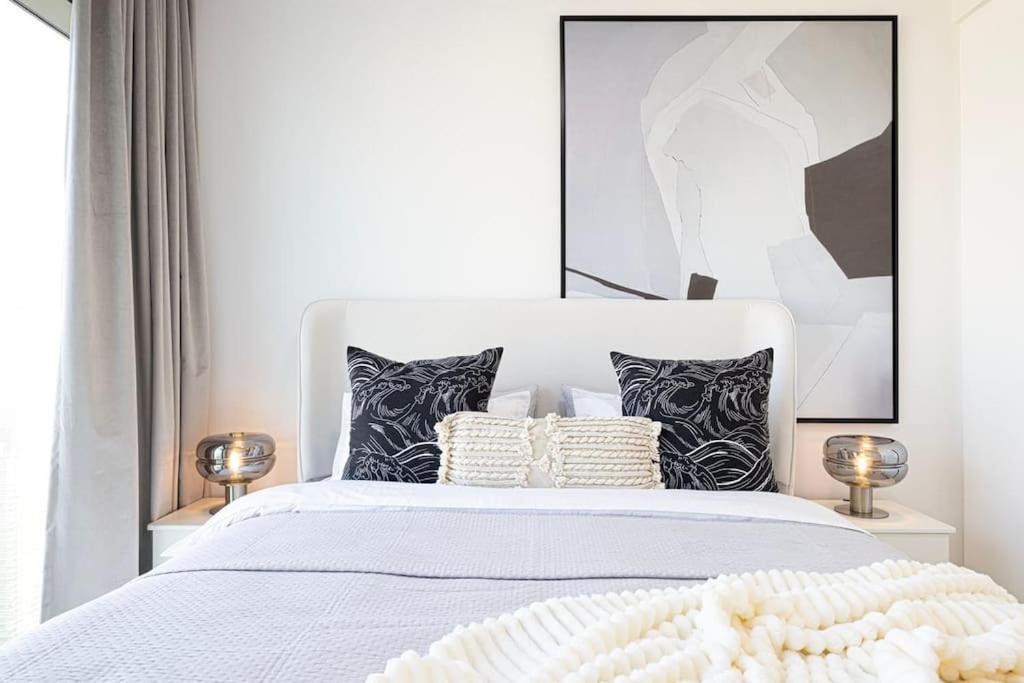 Apartment Luxury 3 Bedroom Vida High Floor Dubai