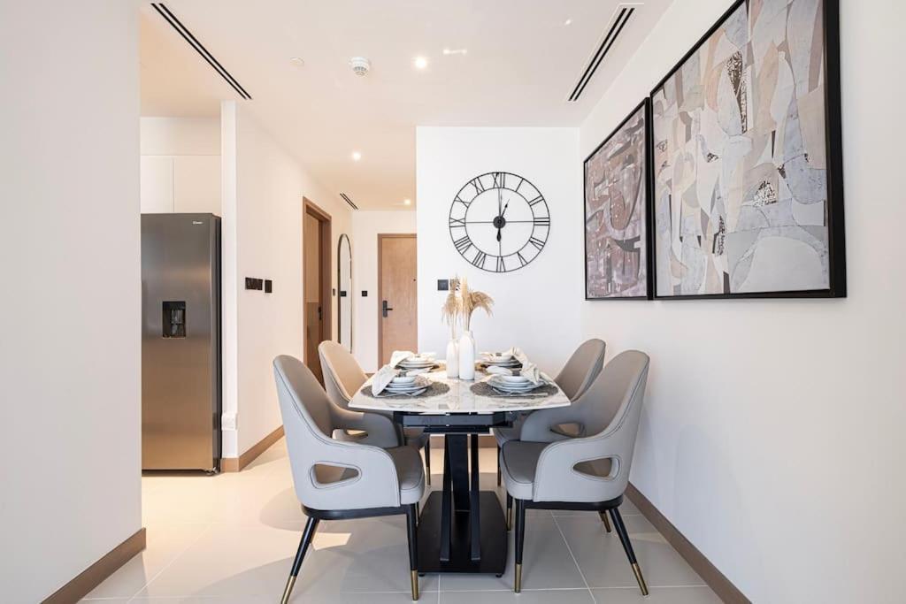 Luxury 3 Bedroom Vida High Floor *