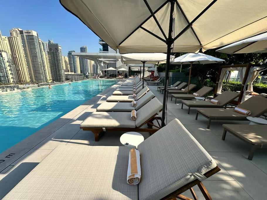 Luxury 3 Bedroom Vida High Floor Dubai