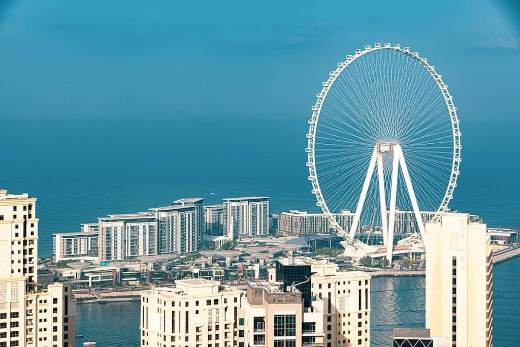 Luxury 3 Bedroom Vida High Floor Apartment Dubai