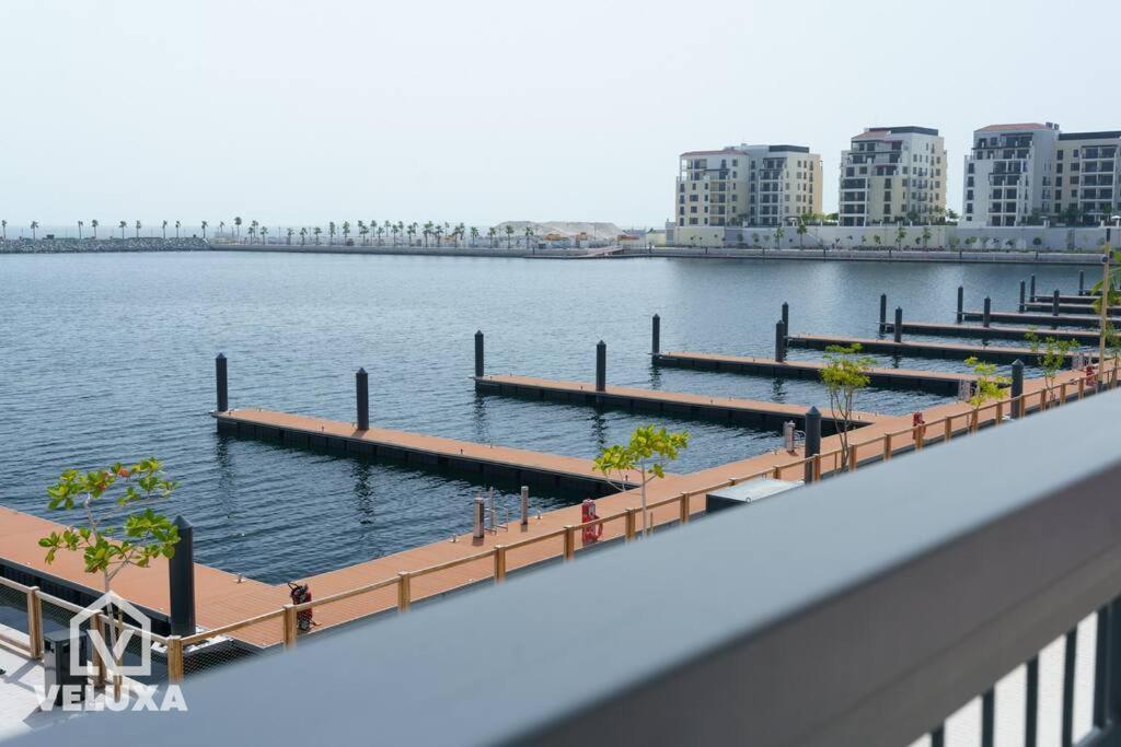 Veluxa - Stunning Sea View - Luxe 3 Bed In La