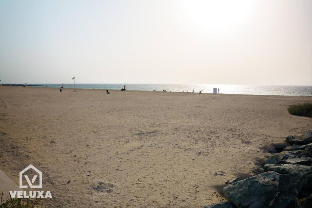 Veluxa - Stunning Sea View - Luxe 3 Bed In La Apartment Dubai