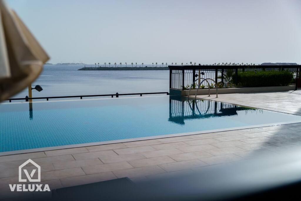 Apartment Veluxa - Stunning Sea View - Luxe 3 Bed In La *