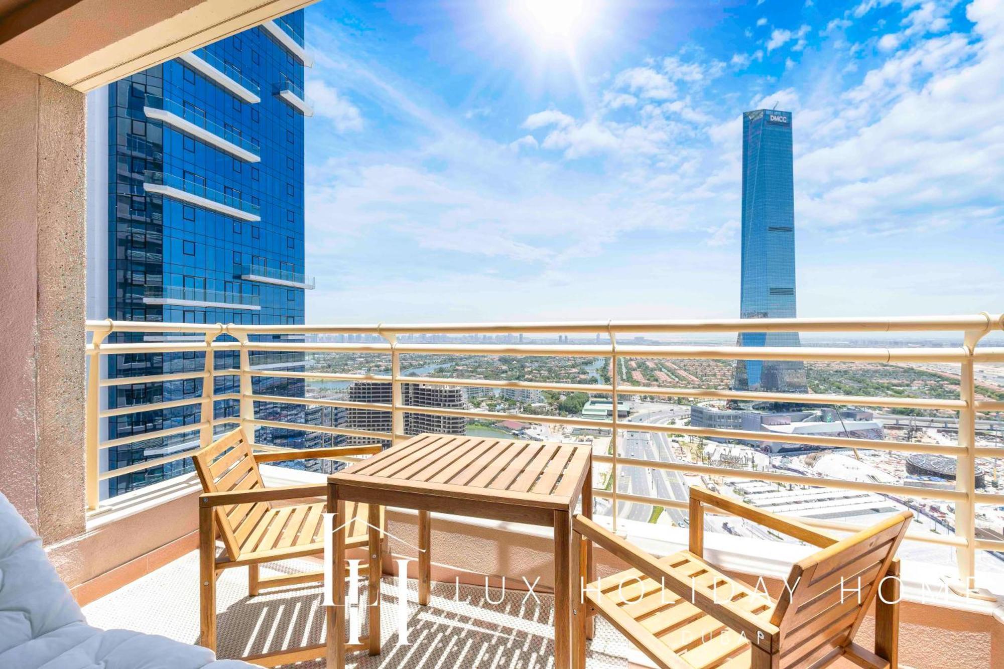 Lux The Icon Tower Jlt Apartment Dubai