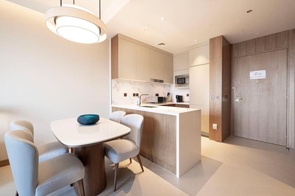 Address Opera - Luxury 1 Bedroom Apartment Dubai