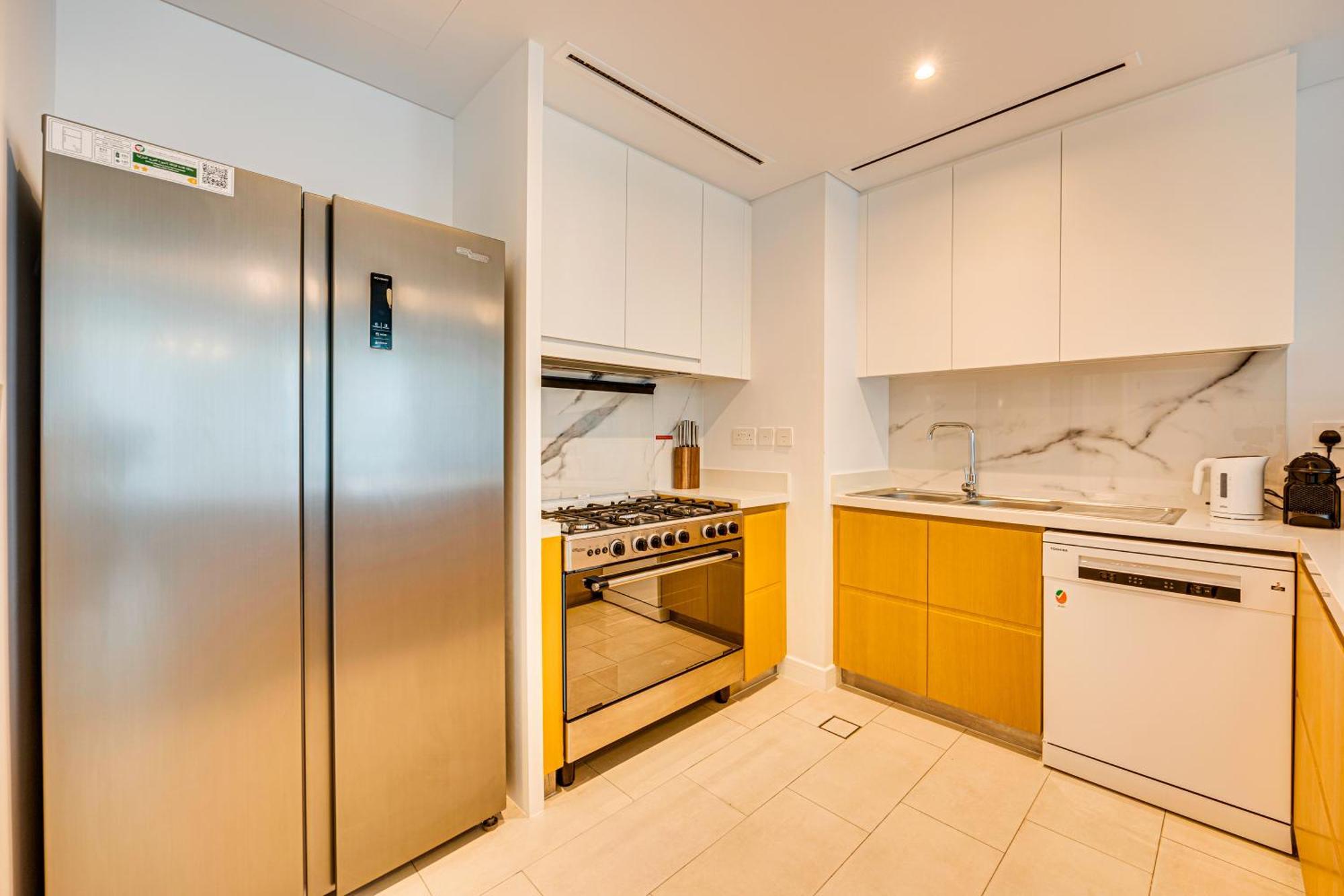 Stylish Sea View From New 2bd La Vie Apartment *