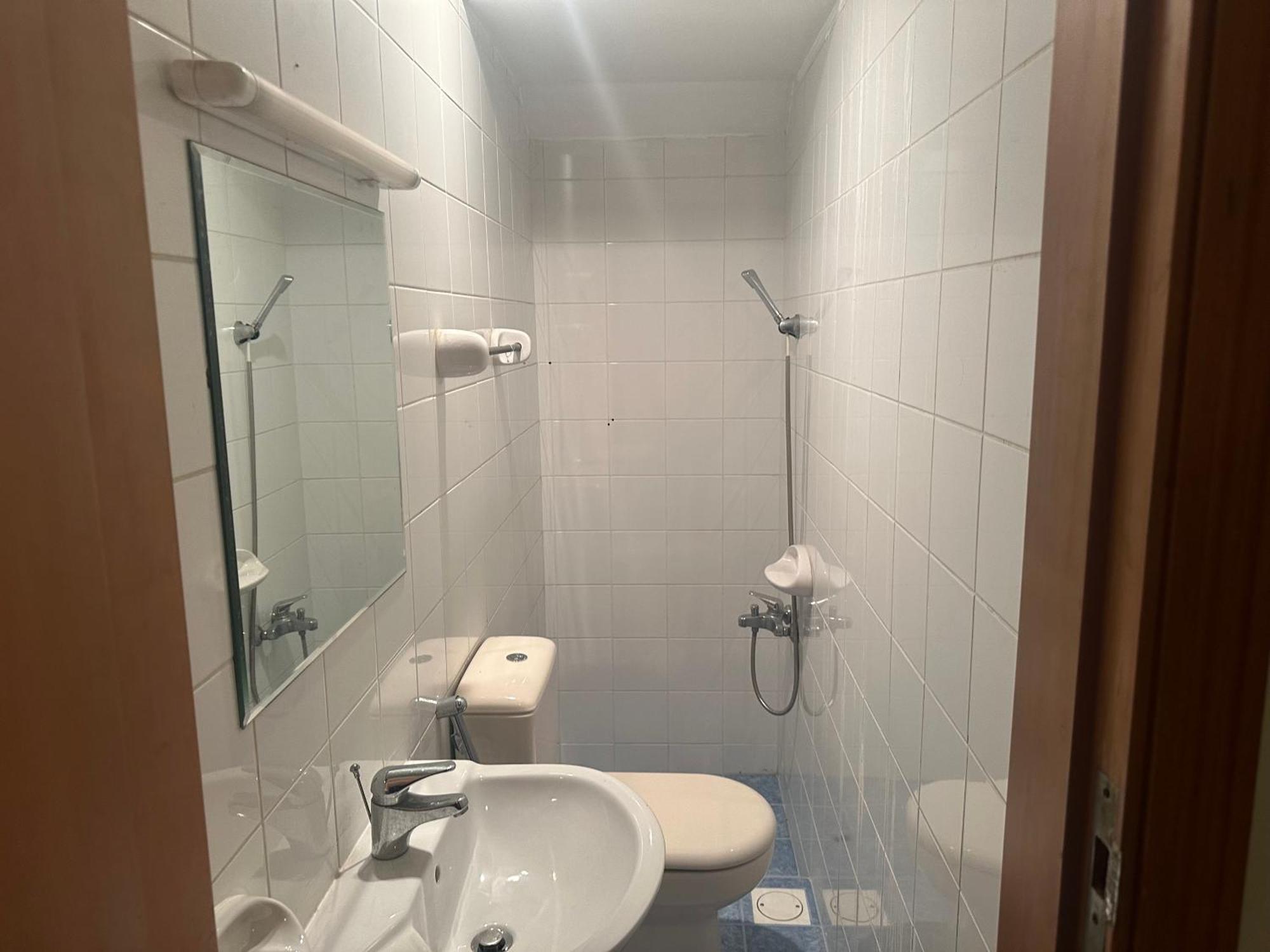Guest house Guest For Girls Or Family Only *