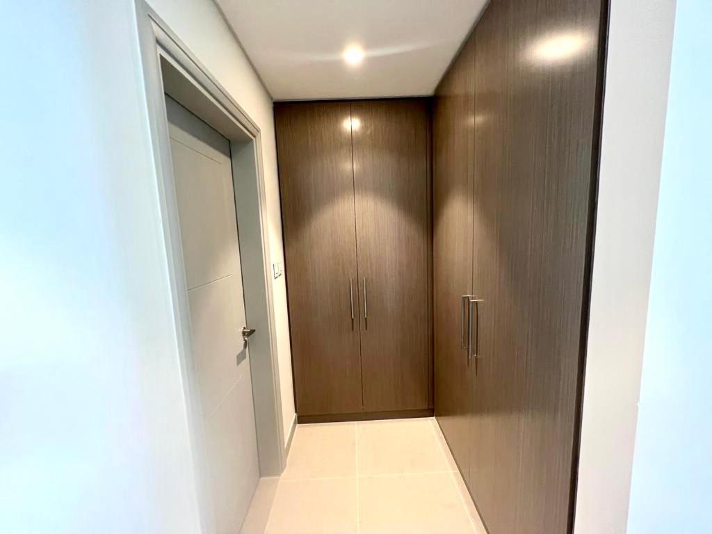 Apartment 2 Bedroom Close To Mall