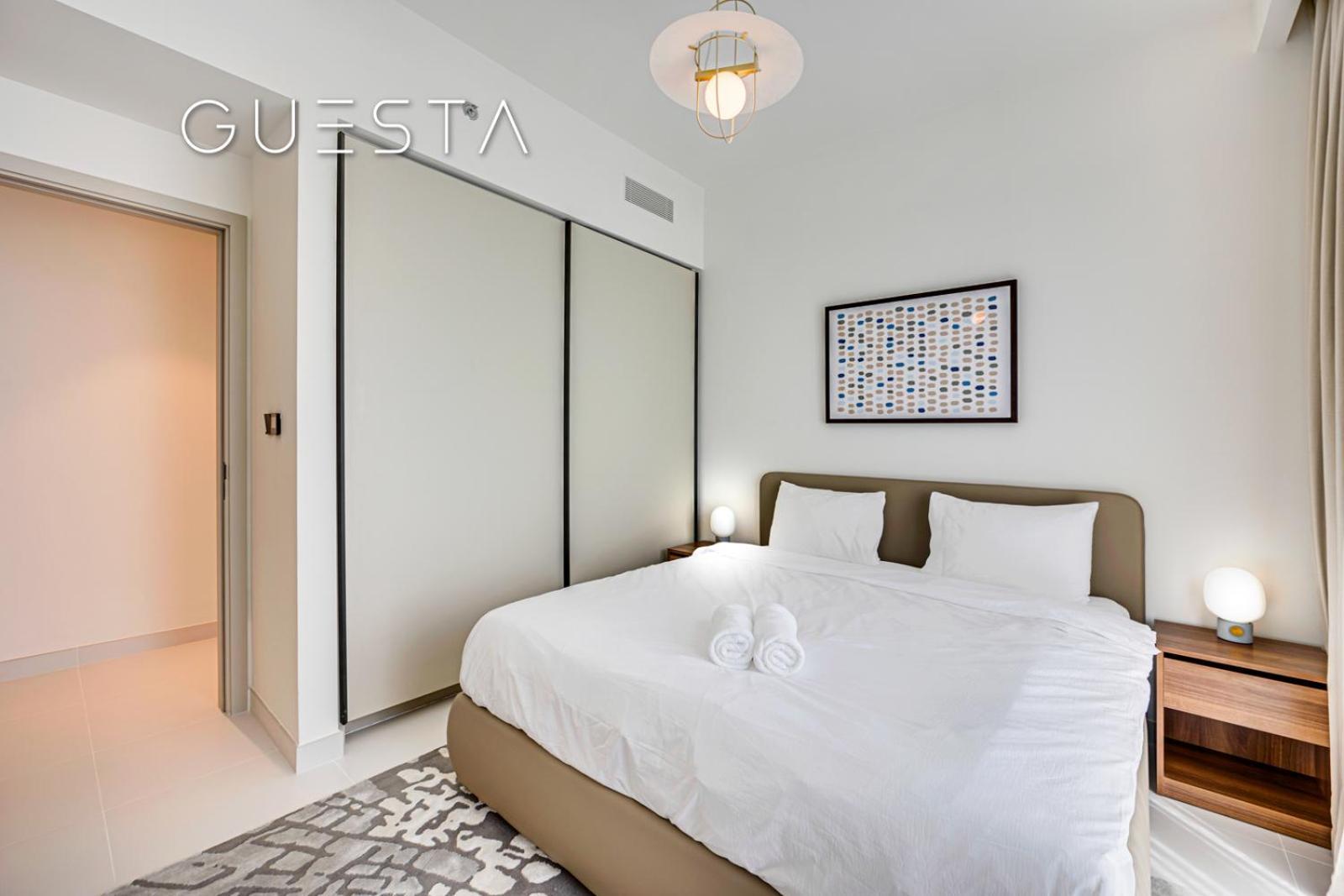 Emaar Beachfront - Marina Vista Tower, Marina Apartment Dubai