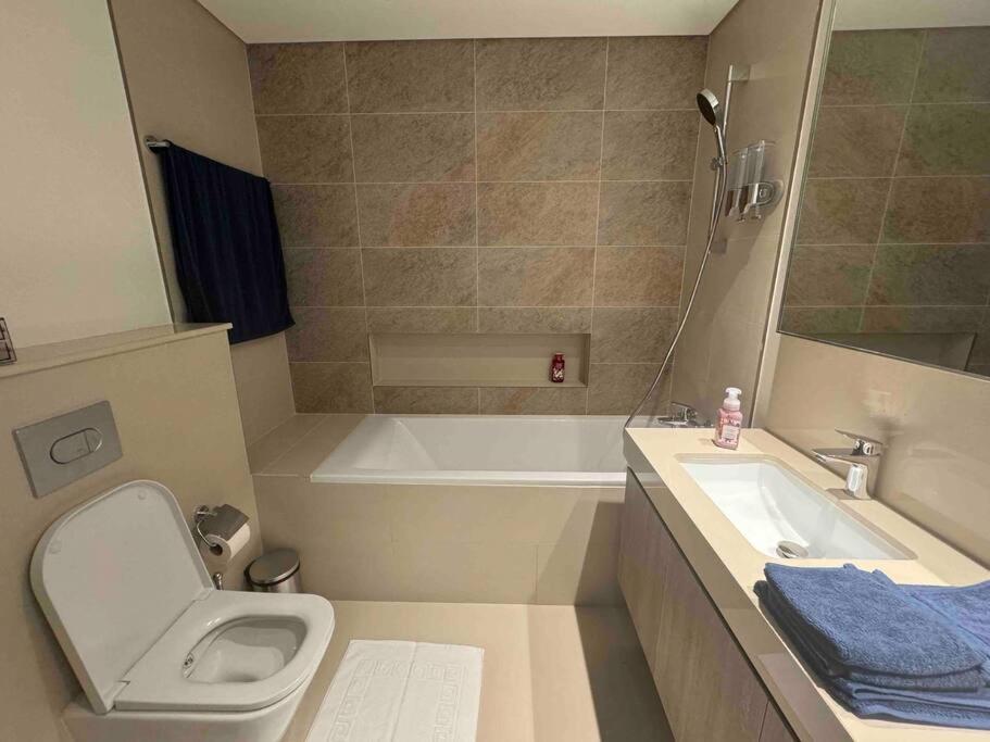 3br Burj Khalifa View Mall Access Apartment
