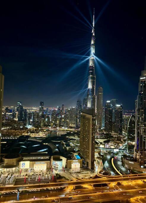 Apartment 3br Burj Khalifa View Mall Access