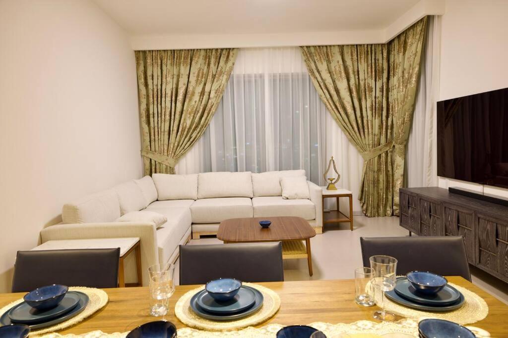 3br Burj Khalifa View Mall Access Apartment Dubai