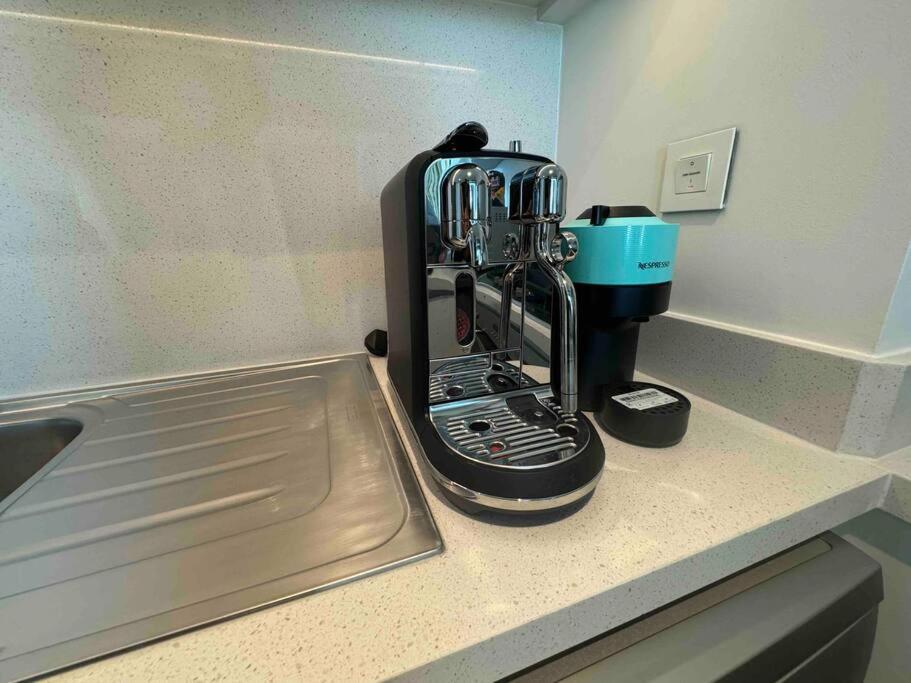 Apartment 3br Burj Khalifa View Mall Access *