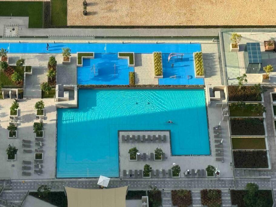 3br Burj Khalifa View Mall Access Apartment Dubai