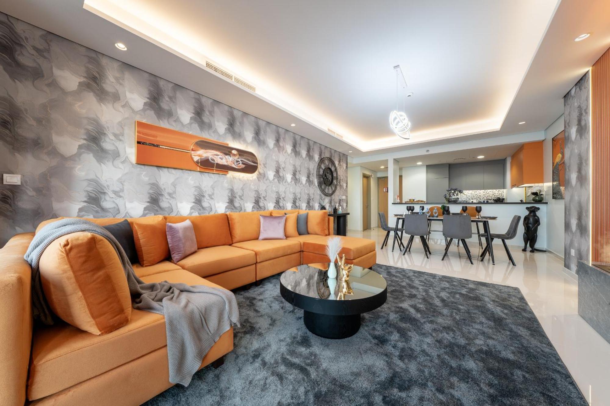 Apartment 64th Floor Rooftop Pool Offering Amazing Burj Khalifa Views, 2br In Paramount Midtown Dubai