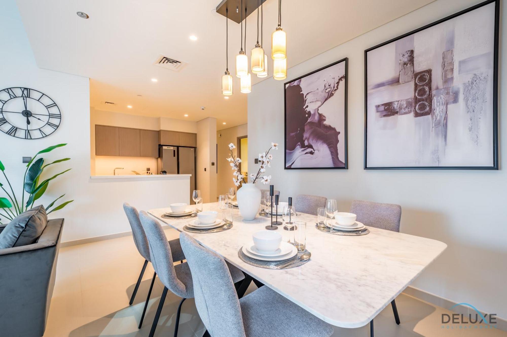 Deluxe 3br With Assistant At Act One Act Two Tower 2 In Downtown By Deluxe Homes Apartment