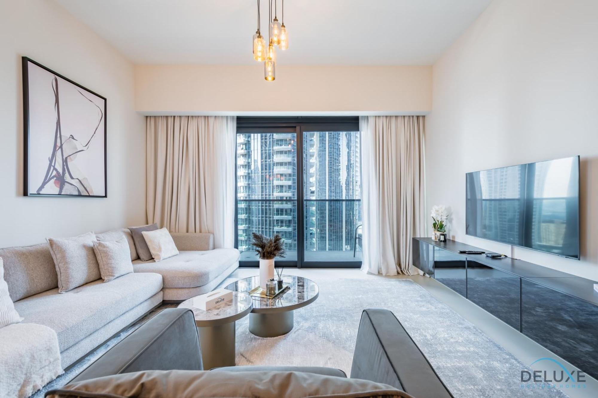 Deluxe 3br With Assistant At Act One Act Two Tower 2 In Downtown By Deluxe Homes Apartment *