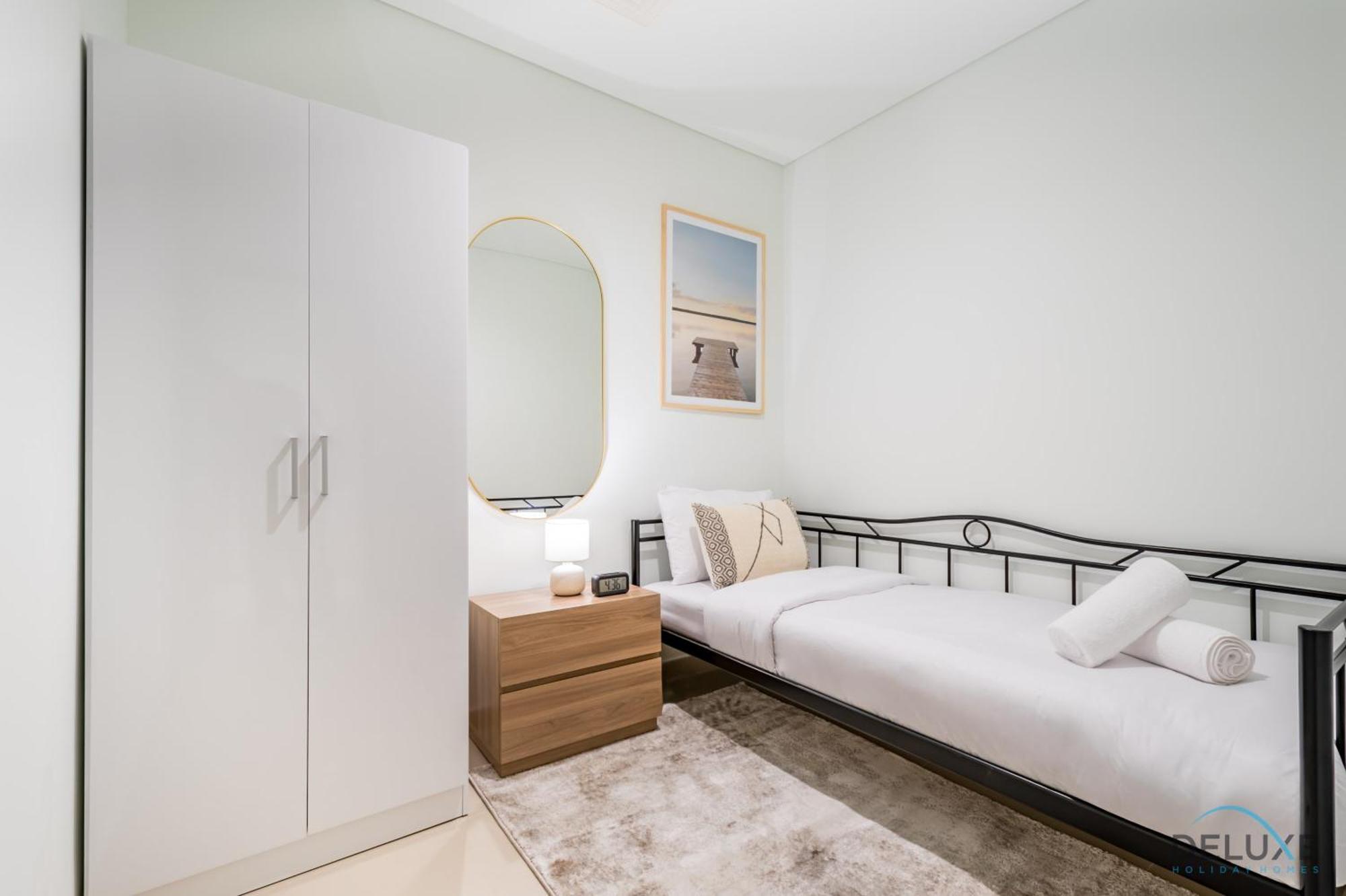 Deluxe 3br With Assistant At Act One Act Two Tower 2 In Downtown By Deluxe Homes Apartment