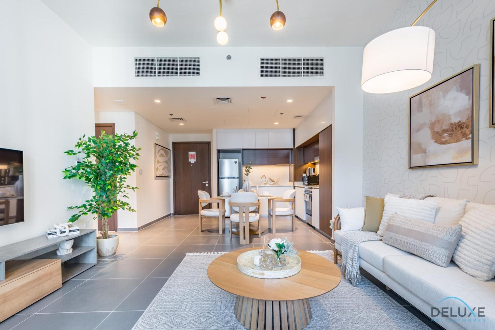 Charming 1br In Creek Edge Tower 1, Creek Harbor By Deluxe Homes *