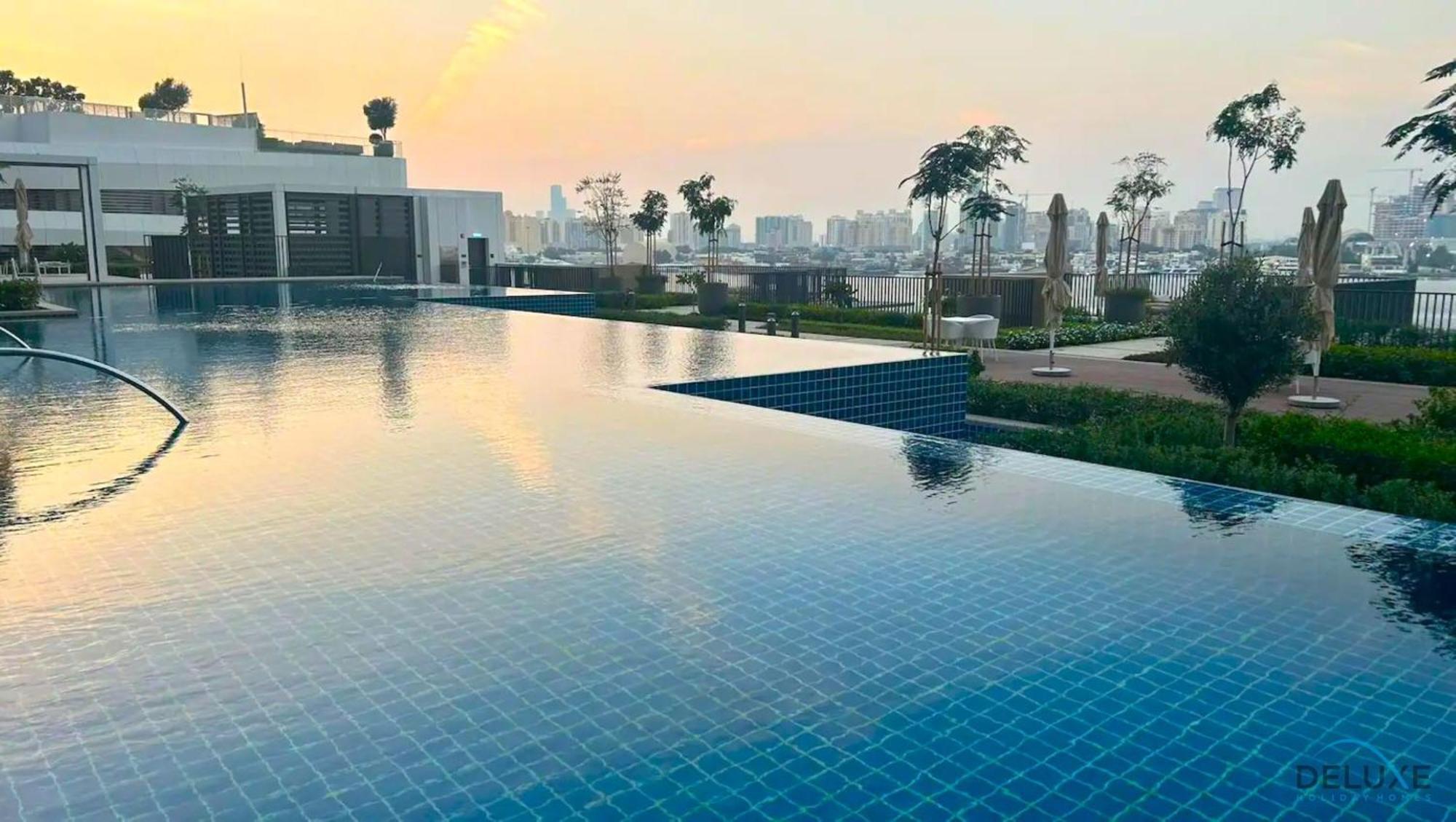Charming 1br In Creek Edge Tower 1, Creek Harbor By Deluxe Homes Dubai