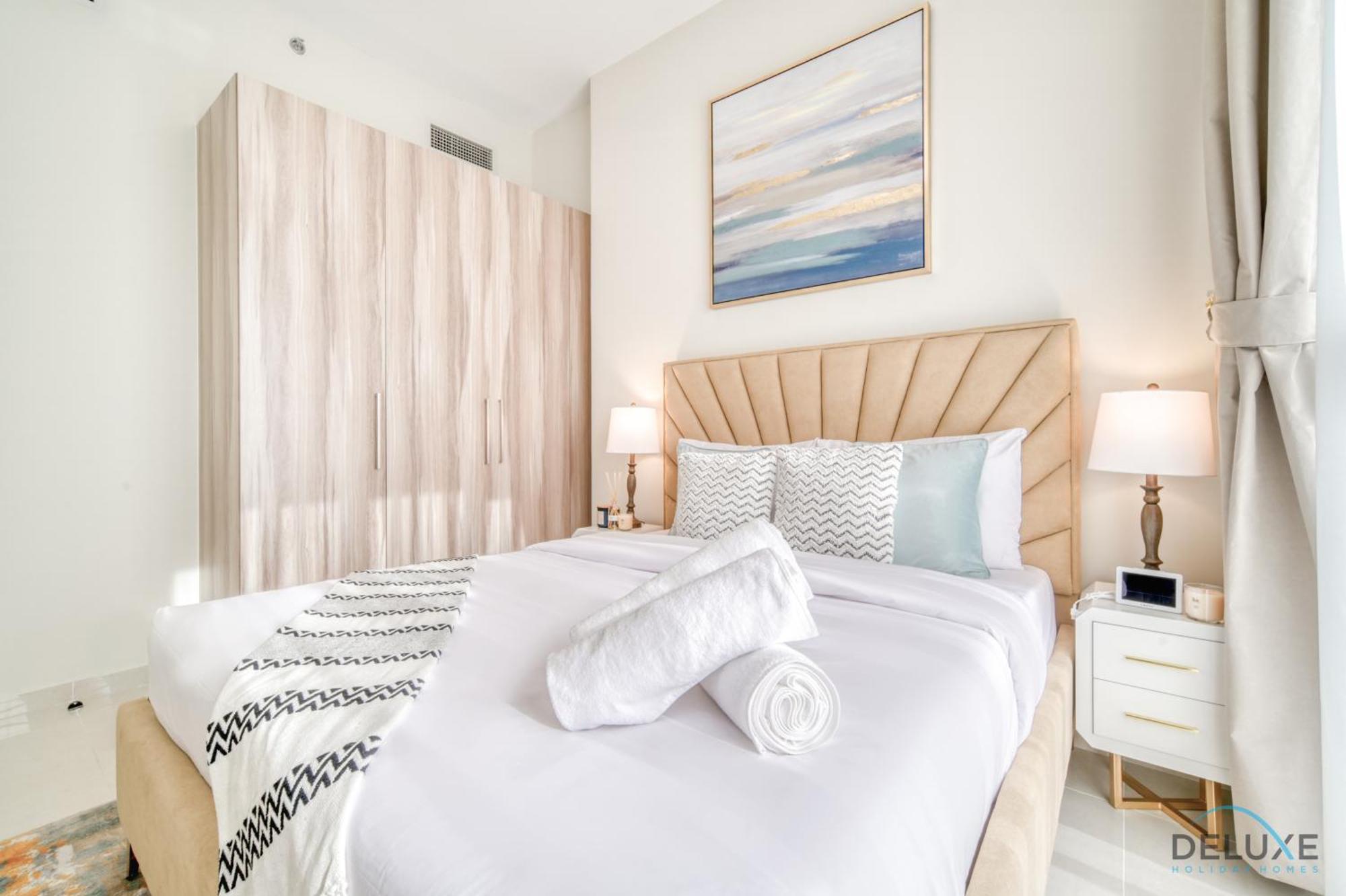 Peaceful 1br At Golf A Damac Hills By Deluxe Homes
