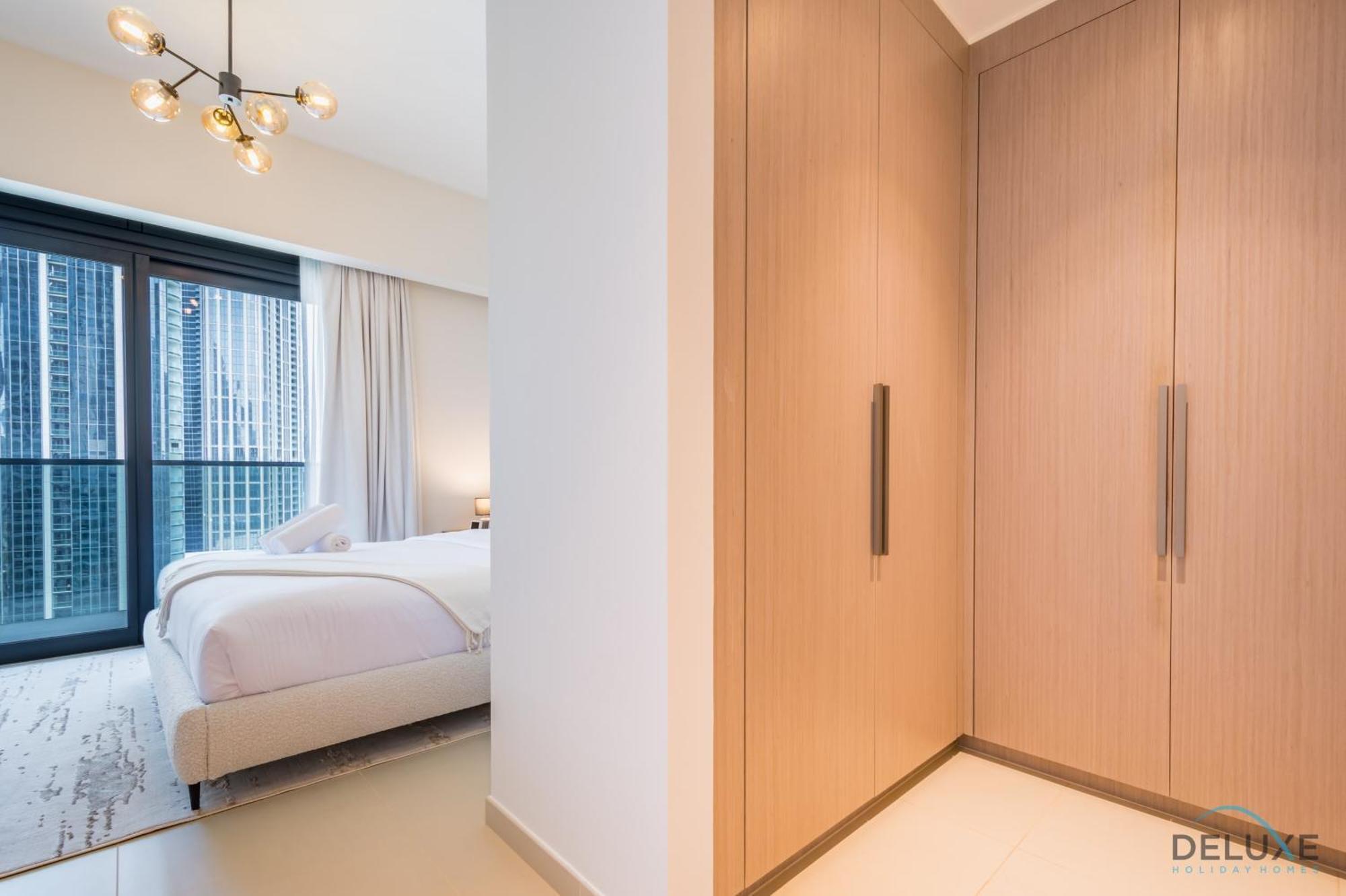 Apartment Majestic 3br With Assistant At Act One Act Two Tower 2 In Downtown By Deluxe Homes Dubai