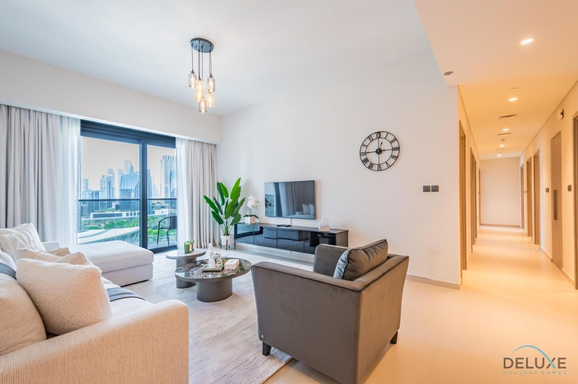 Majestic 3br With Assistant At Act One Act Two Tower 2 In Downtown By Deluxe Homes * Dubai