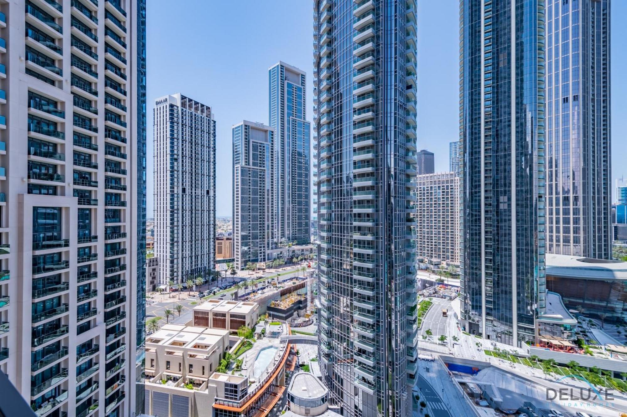 Apartment Majestic 3br With Assistant At Act One Act Two Tower 2 In Downtown By Deluxe Homes Dubai