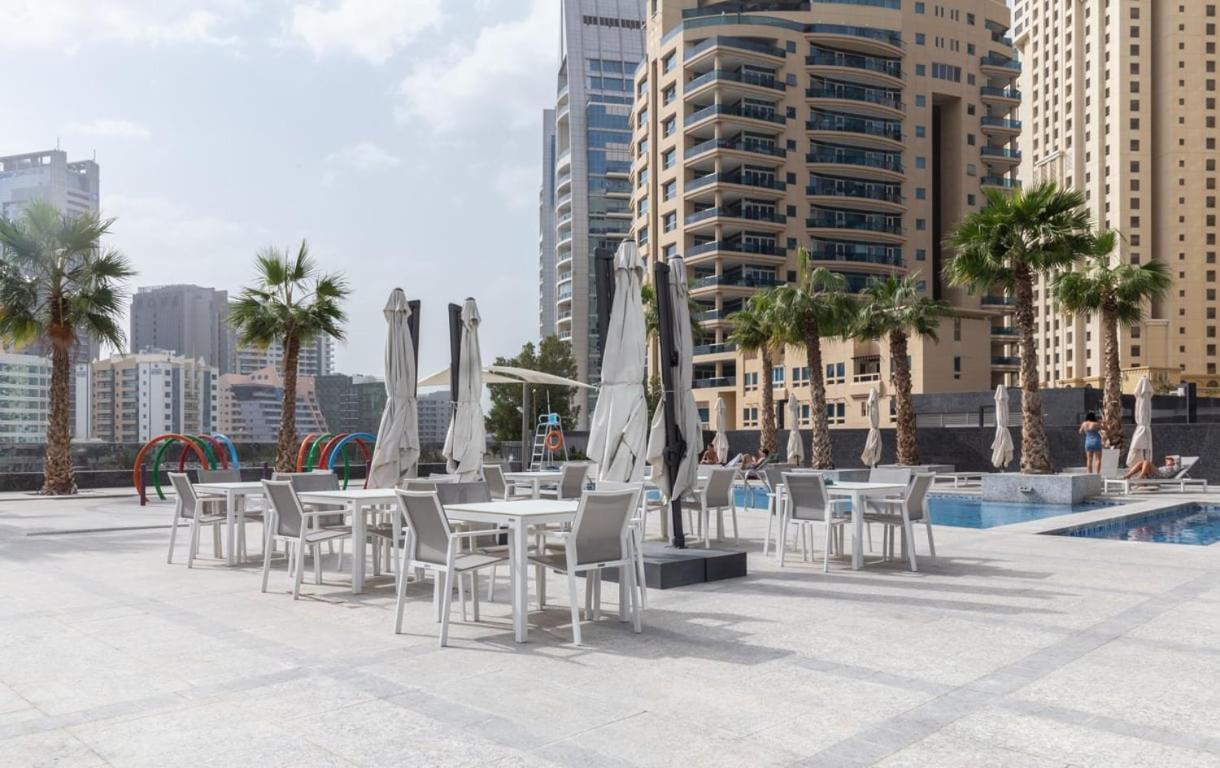 Guestready - Golden Hour In Marina Apartment Dubai