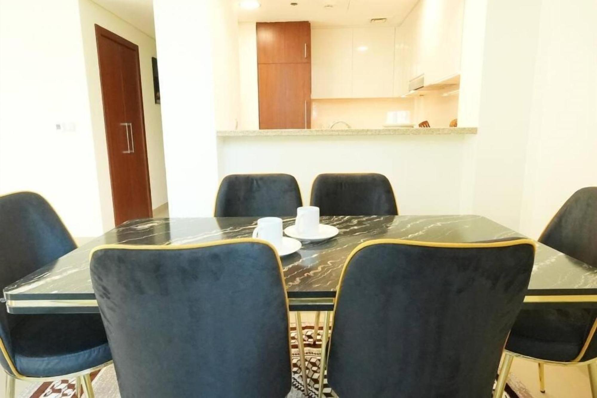 Brown Stone - Burj Khalifa Downtown Vista Apartment *