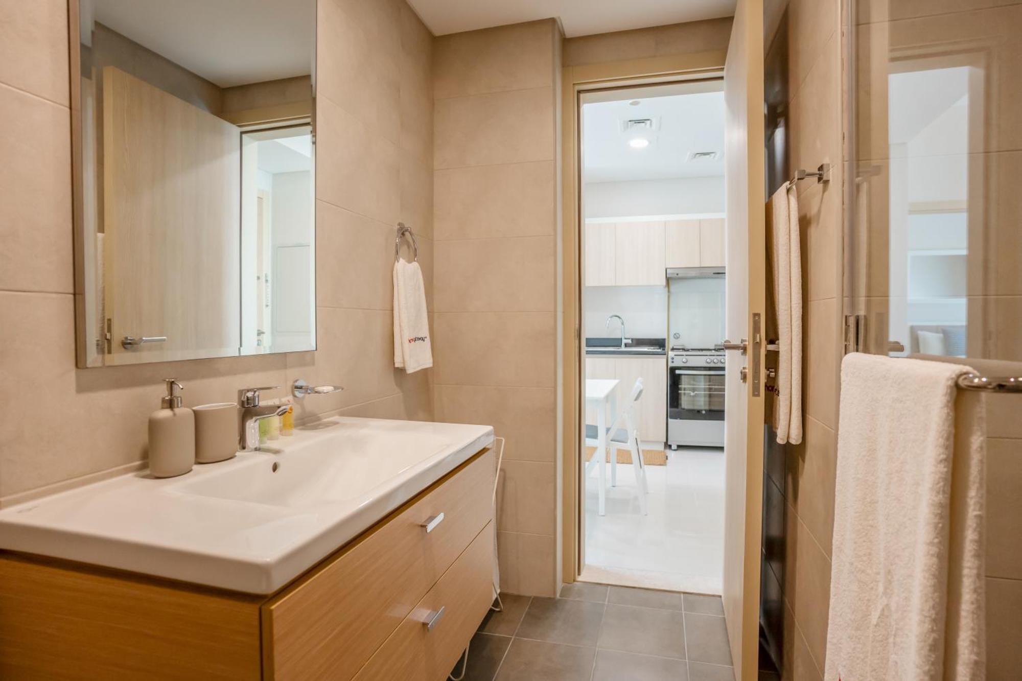 Apartment Homesgetaway - Elegant 2brapt In Navitas A Damac Hills 2
