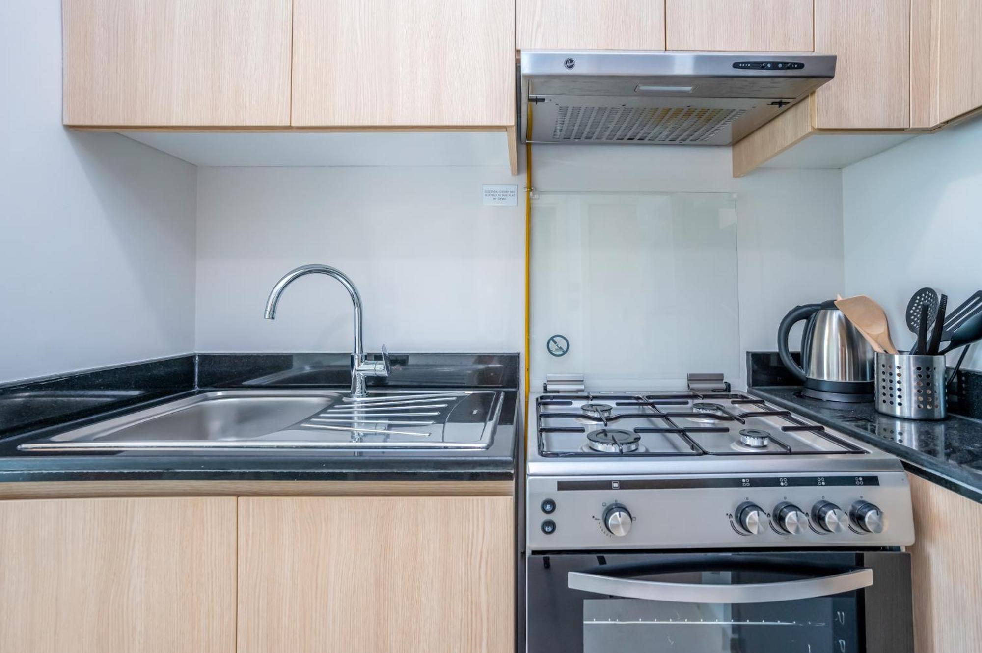 Homesgetaway - Elegant 2brapt In Navitas A Damac Hills 2 Apartment