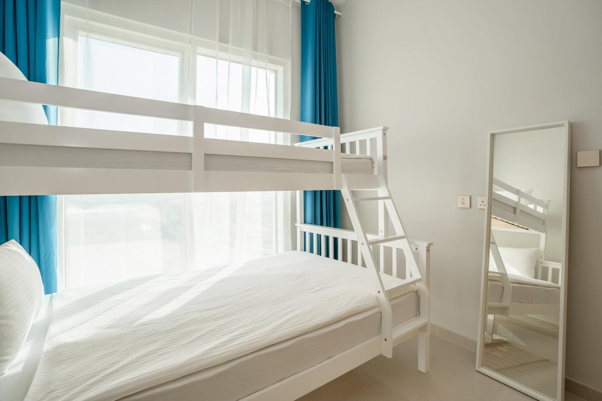 Homesgetaway - Elegant 2brapt In Navitas A Damac Hills 2 Dubai