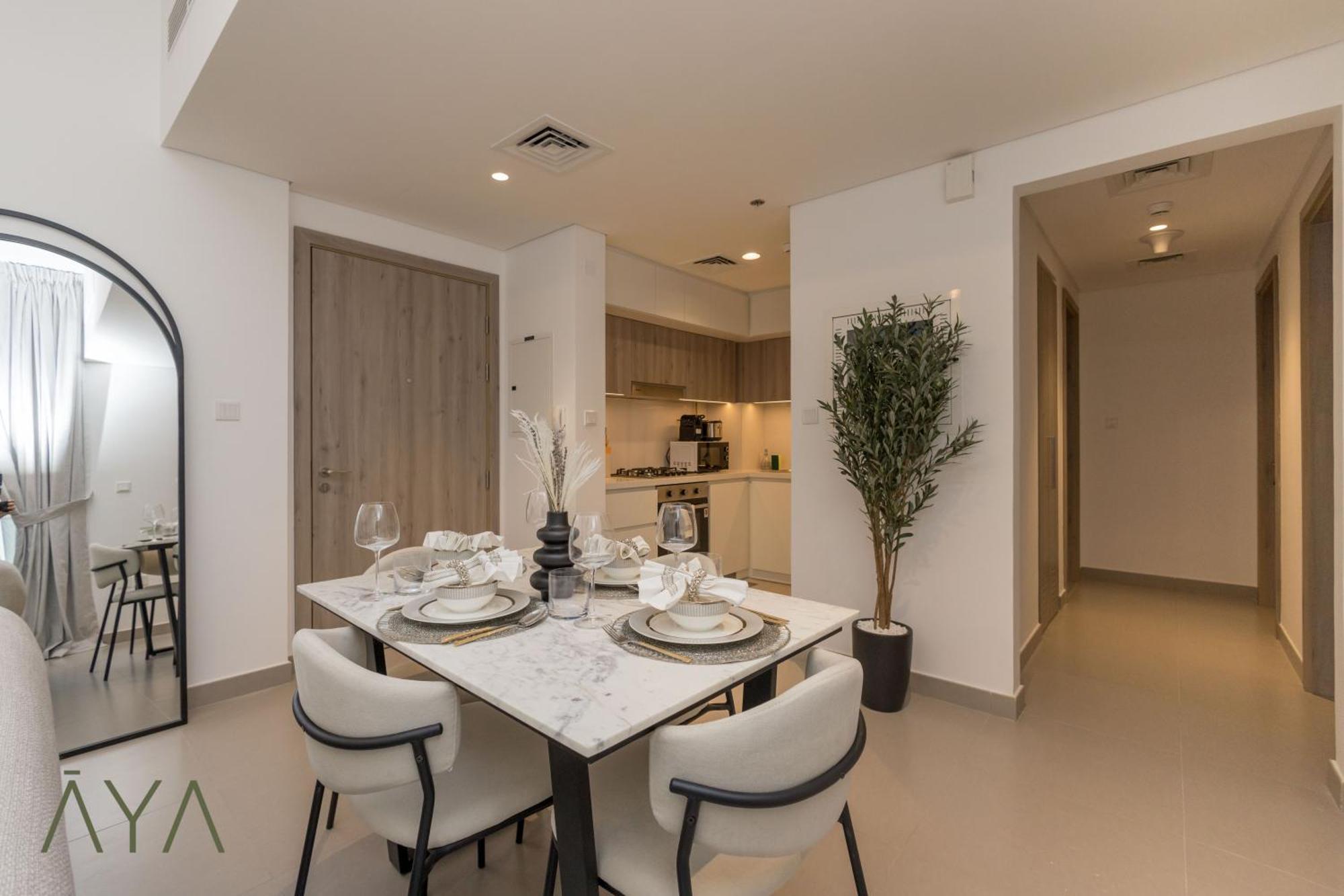 La Brisa - Stylish 2br At Hills With Pool Access Dubai