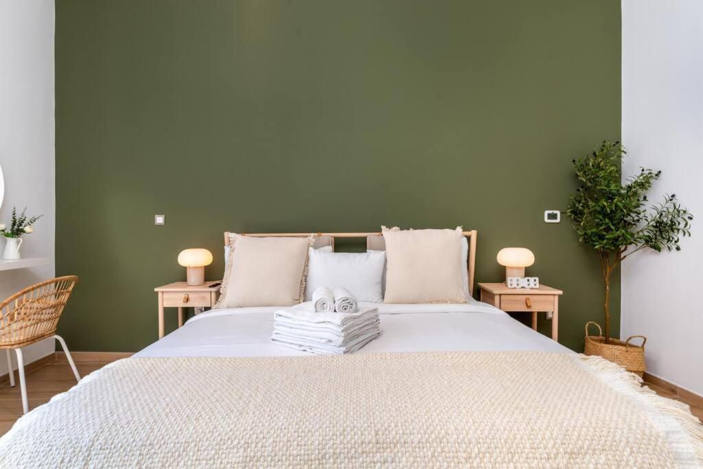 Large 2 Bedroom - Metro At 2 Min Apartment Dubai
