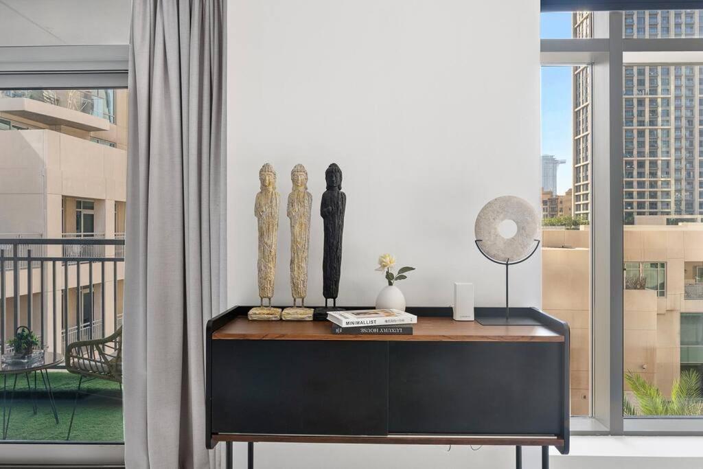 First Class Full Burj Khalifa View Apartment