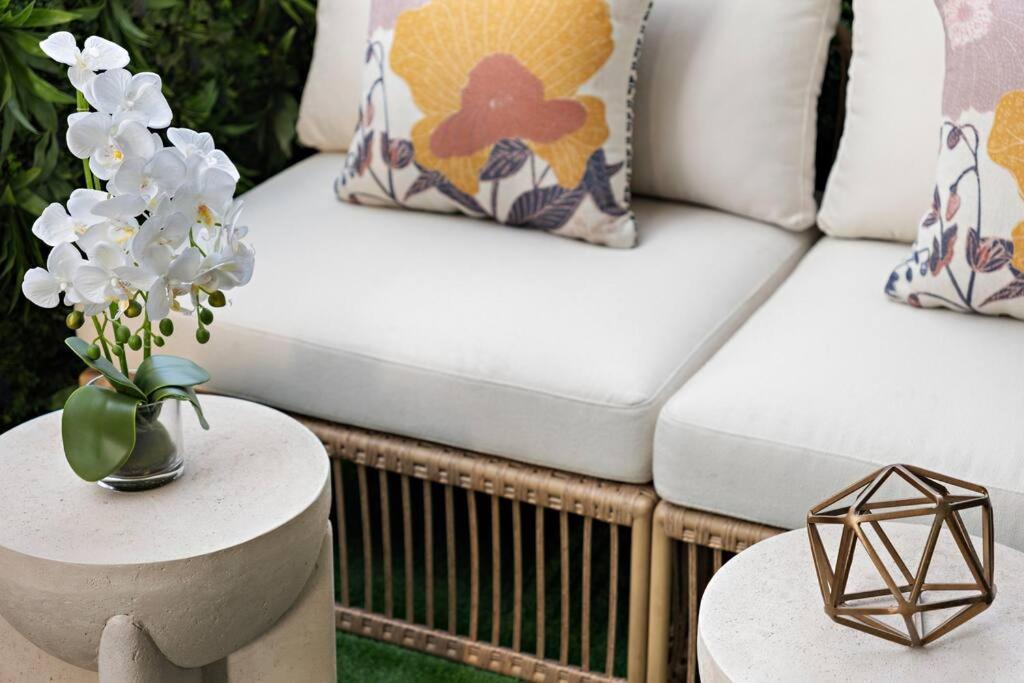 First Class 1br Stylish With Expansive Terrace