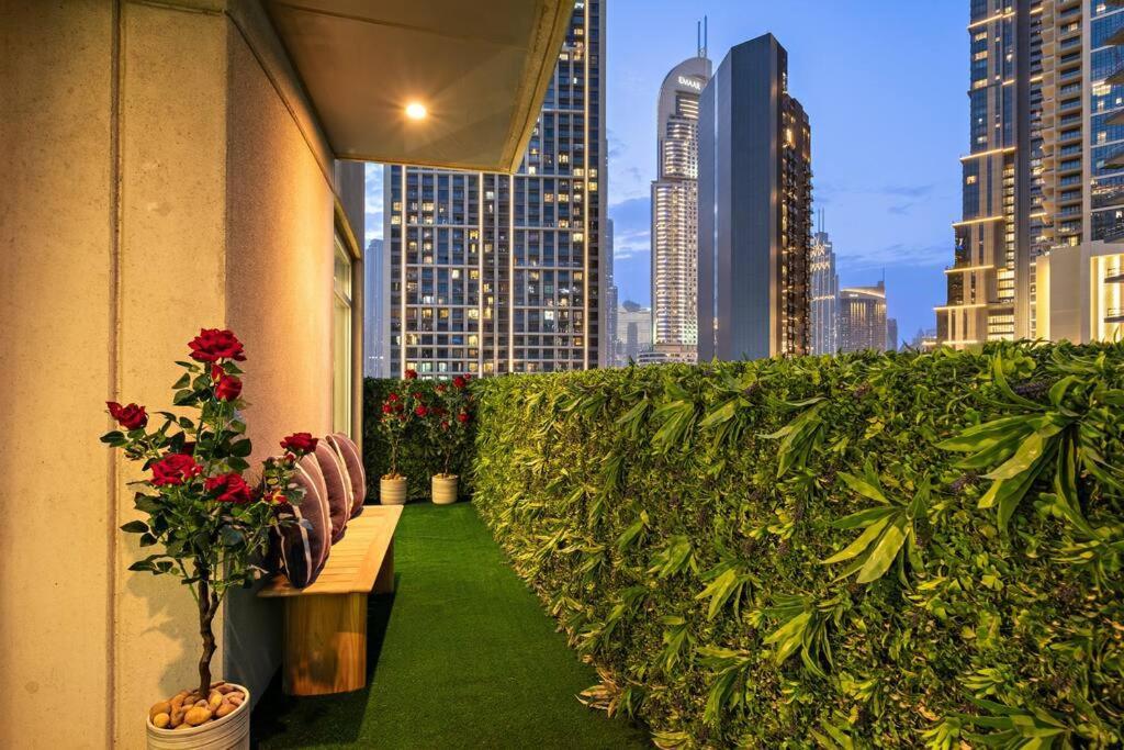 First Class 1br Stylish With Expansive Terrace