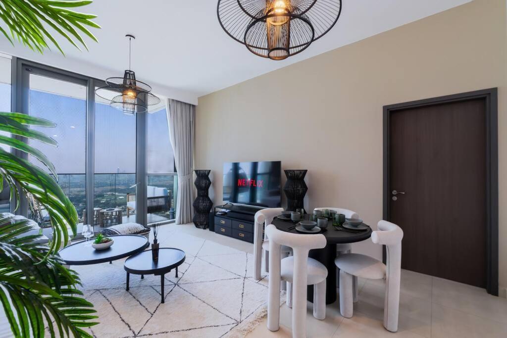 Apartment Downtown Views - Direct Access To Mall - 2bdr 50th Floor