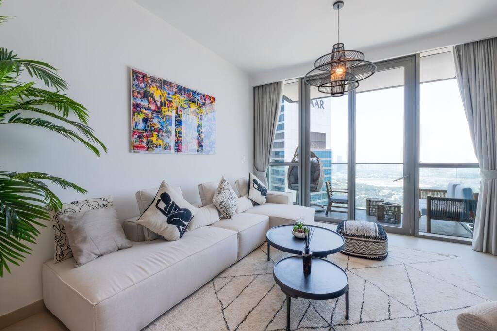 Downtown Views - Direct Access To Mall - 2bdr 50th Floor Apartment Dubai