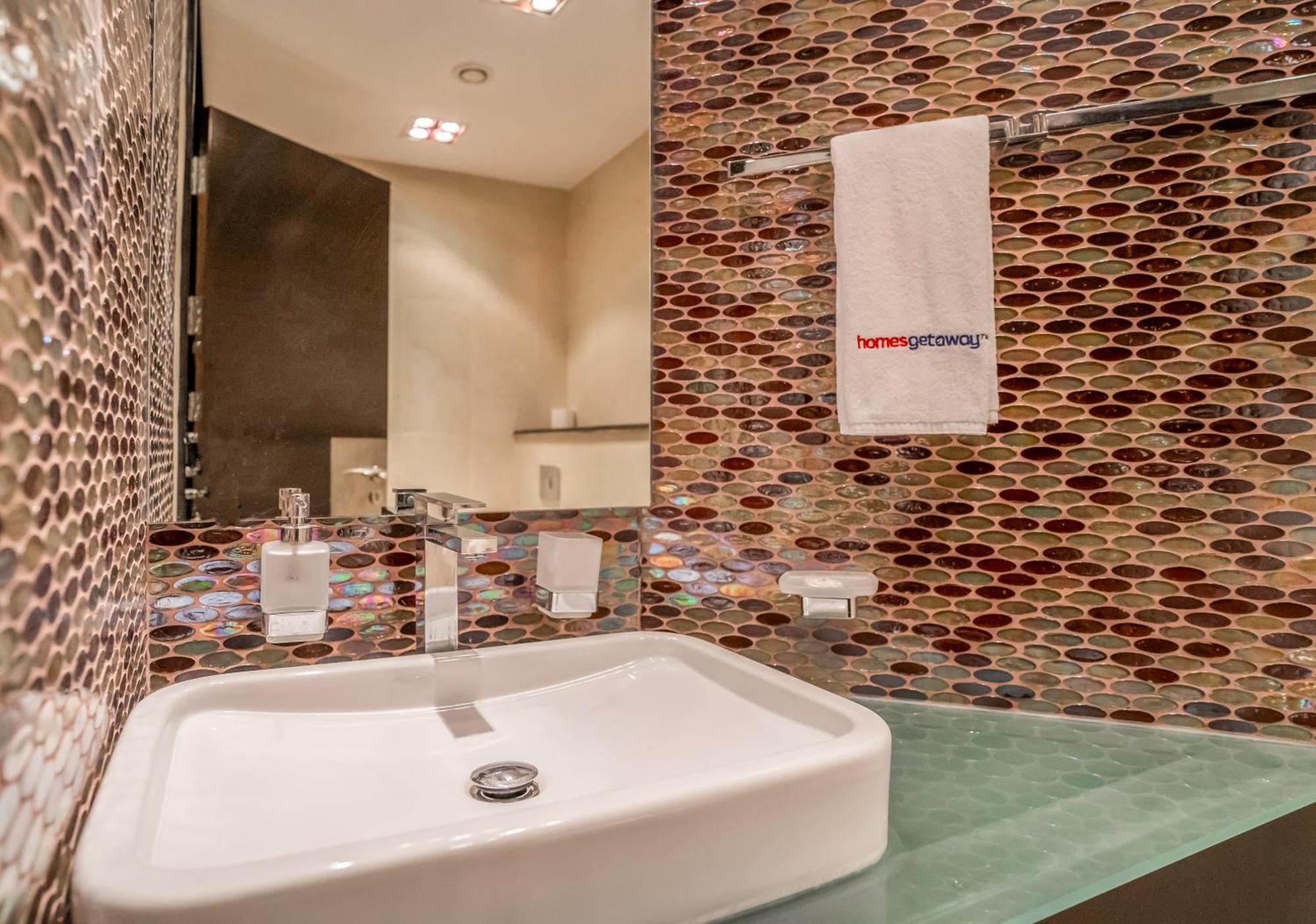 Apartment Homesgetaway - Luxurious Duplex Penthouse 3br Plus Maids At Heart Of Marina