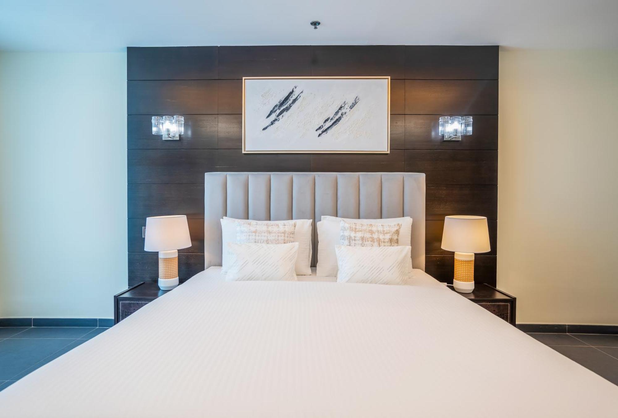 Homesgetaway - Luxurious Duplex Penthouse 3br Plus Maids At Heart Of Marina Apartment *