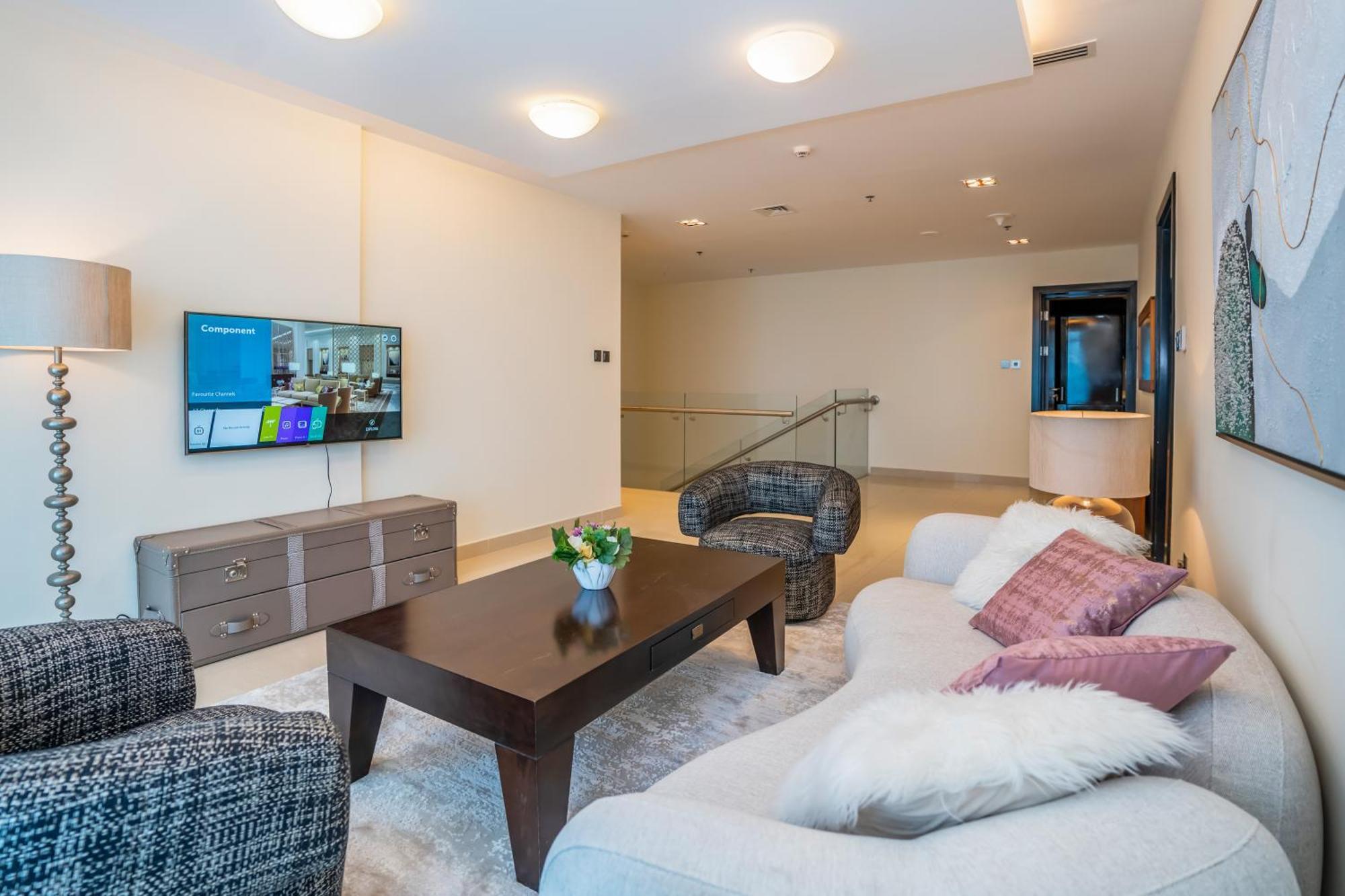 Homesgetaway - Luxurious Duplex Penthouse 3br Plus Maids At Heart Of Marina * Dubai