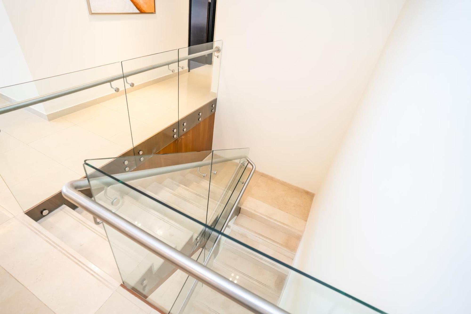 Homesgetaway - Luxurious Duplex Penthouse 3br Plus Maids At Heart Of Marina