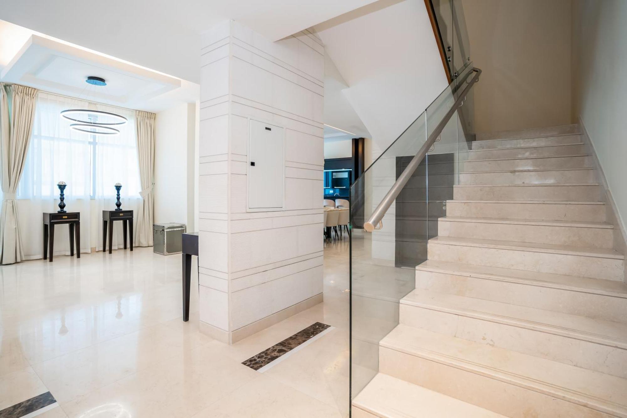 Homesgetaway - Luxurious Duplex Penthouse 3br Plus Maids At Heart Of Marina *